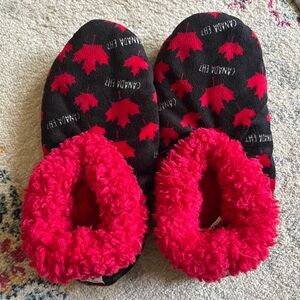 Canada Slippers